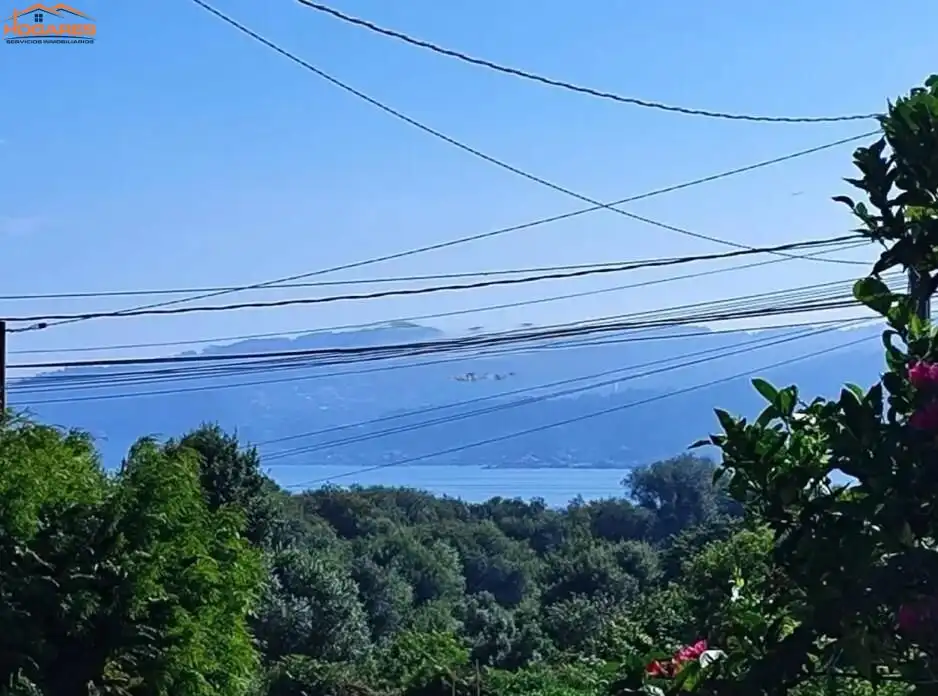 Casa o xalet en venda en Cangas  amb Piscina