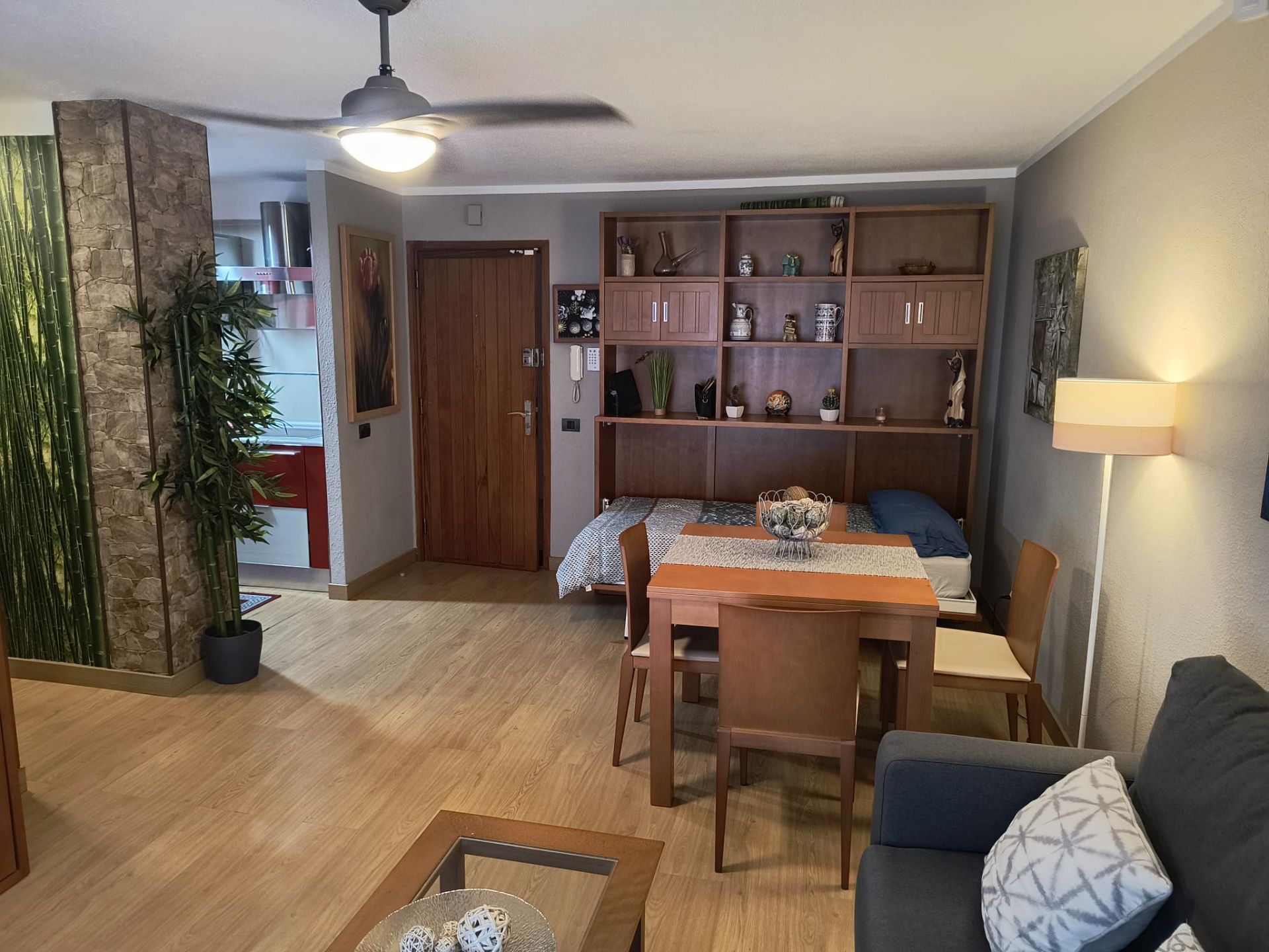 Living room of Apartment for sale in Puerto de la Cruz  with Furnished, Washing machine and TV