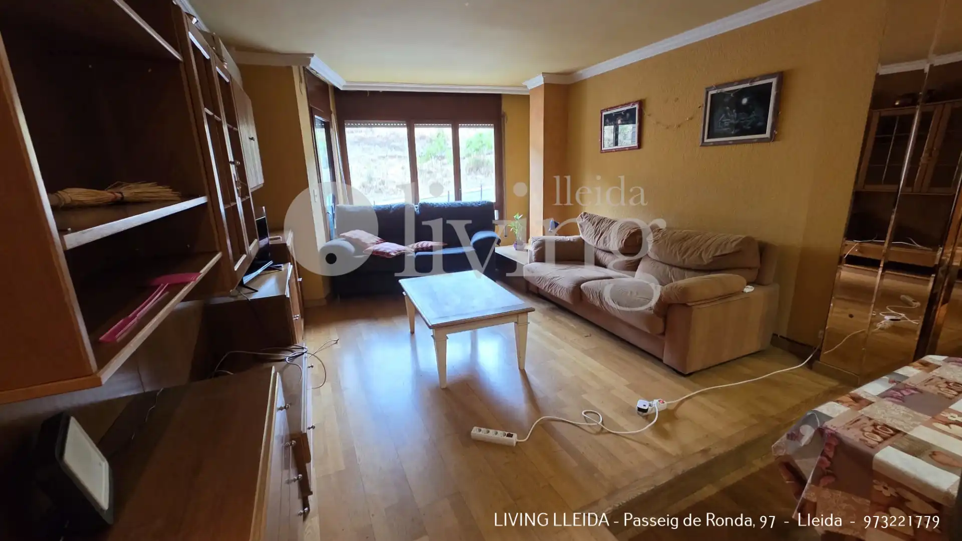 Living room of Flat for rent in Lleida  with Air Conditioner, Heating and Parquet flooring