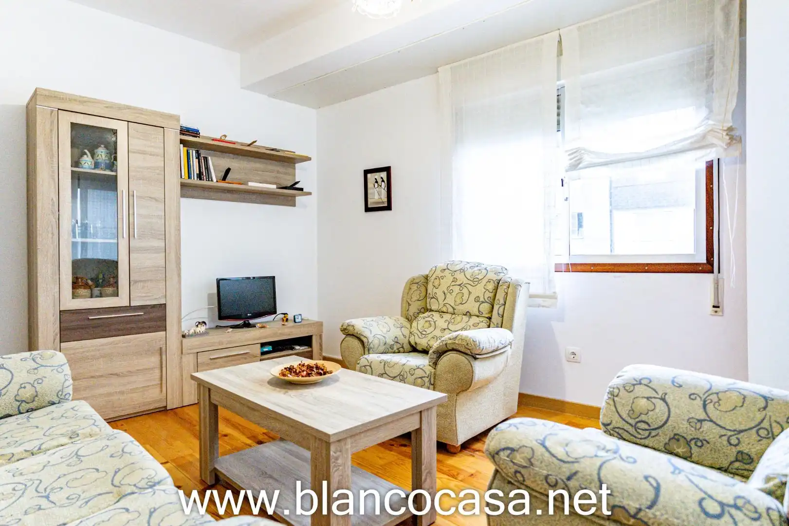 Sala de estar de Casa o chalet en venta en Malpica de Bergantiños con Calefacción, Trastero y Amueblado