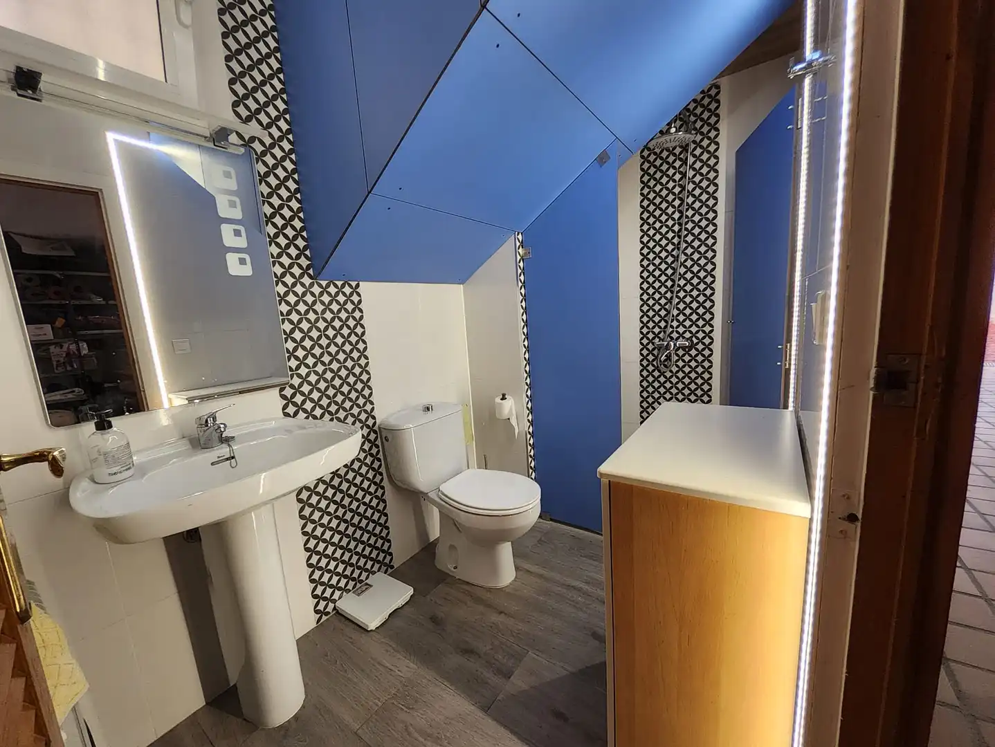 Bathroom of Houses for sale in San Vicente del Raspeig / Sant Vicent del Raspeig  with Storage room, Swimming Pool and Community pool