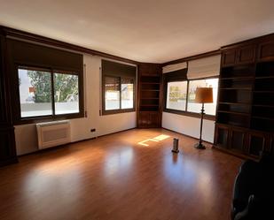 Living room of Premises to rent in El Prat de Llobregat  with Air Conditioner