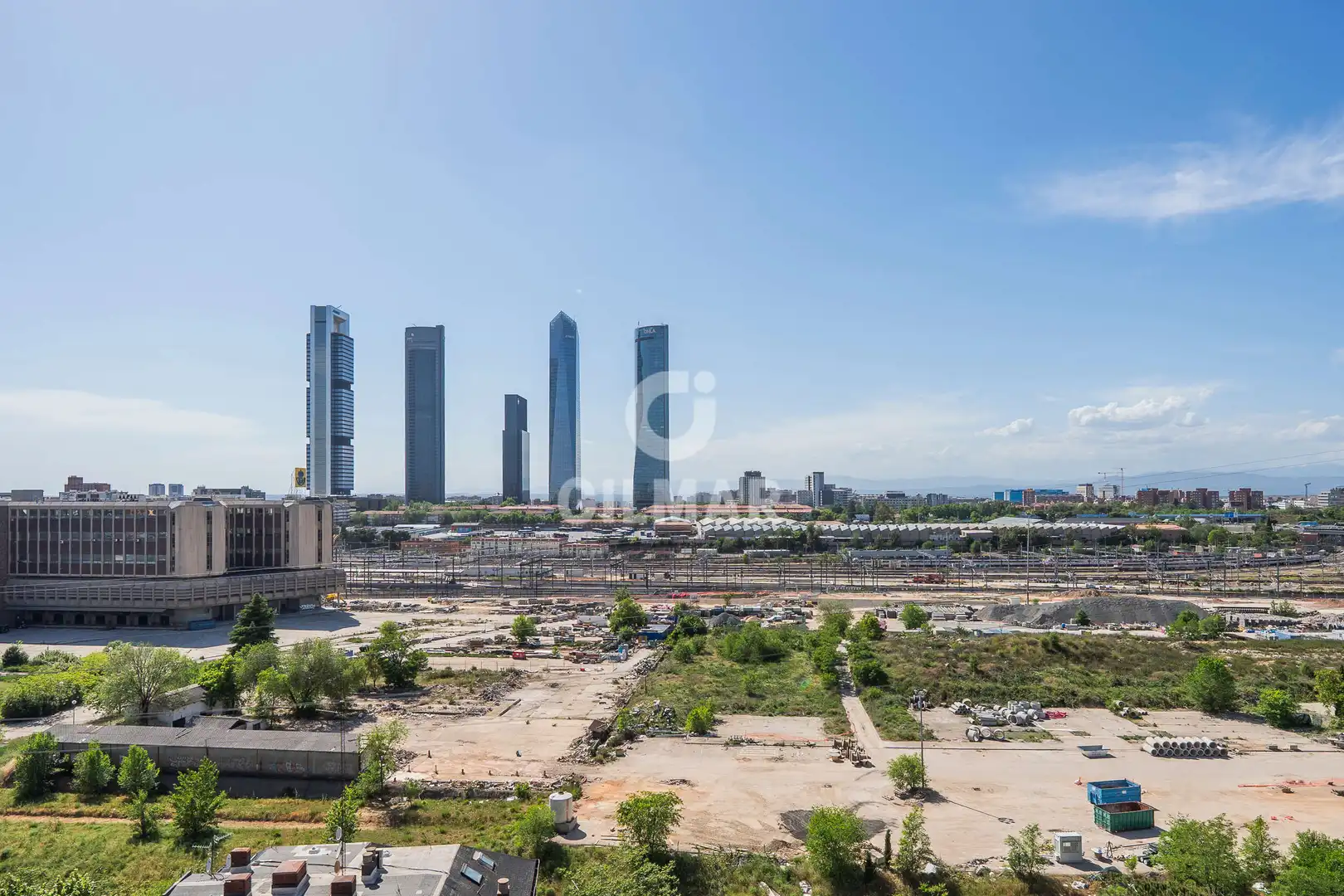 Exterior view of Flat for sale in Madrid  with Heating, Private garden and Swimming Pool