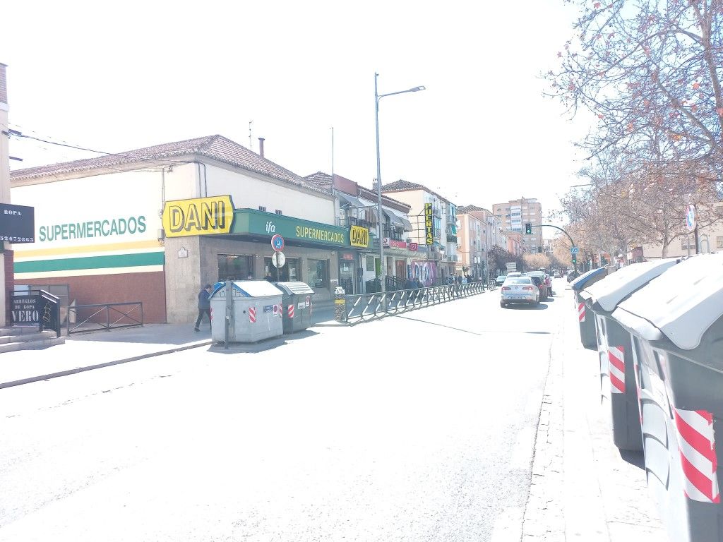 Vista exterior de Pis en venda en  Granada Capital