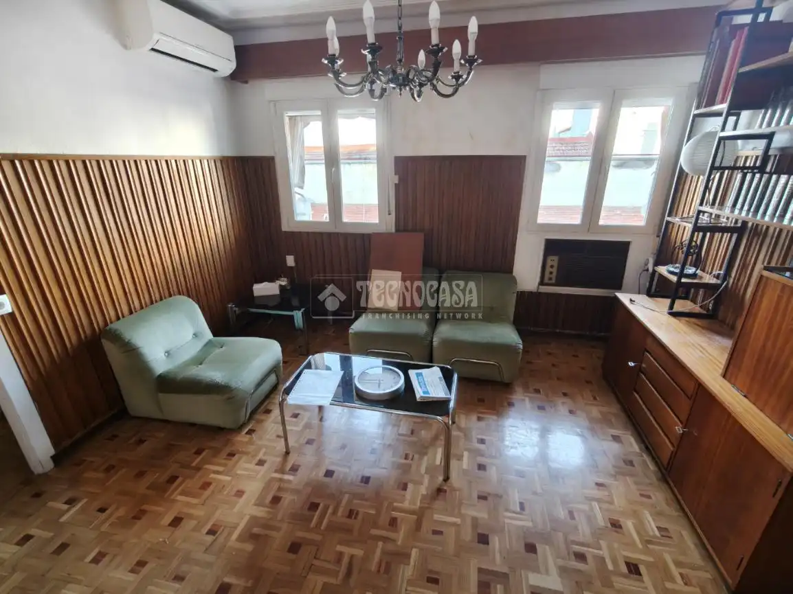 Edificio en venta en Almendrales