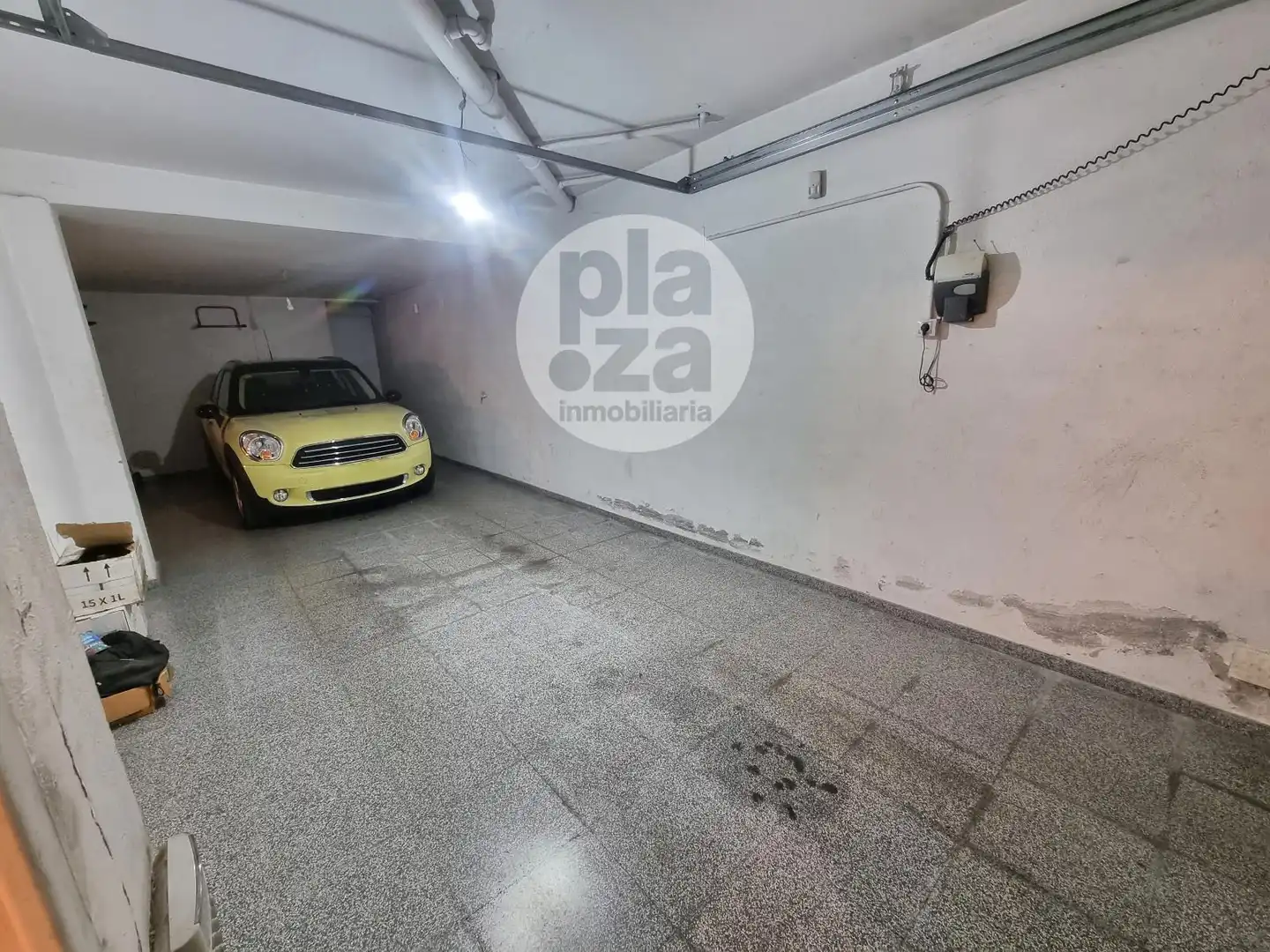 Parkplatz von Haus oder Chalet zum Verkauf in Burgos mit Heizung, Terrasse und Abstellraum