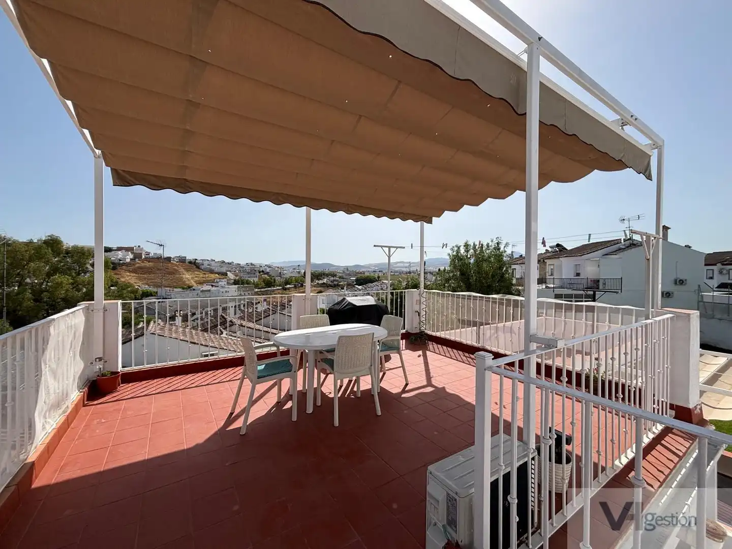 Terrassa de Casa o xalet en venda en Villamartín amb Terrassa i Piscina comunitària