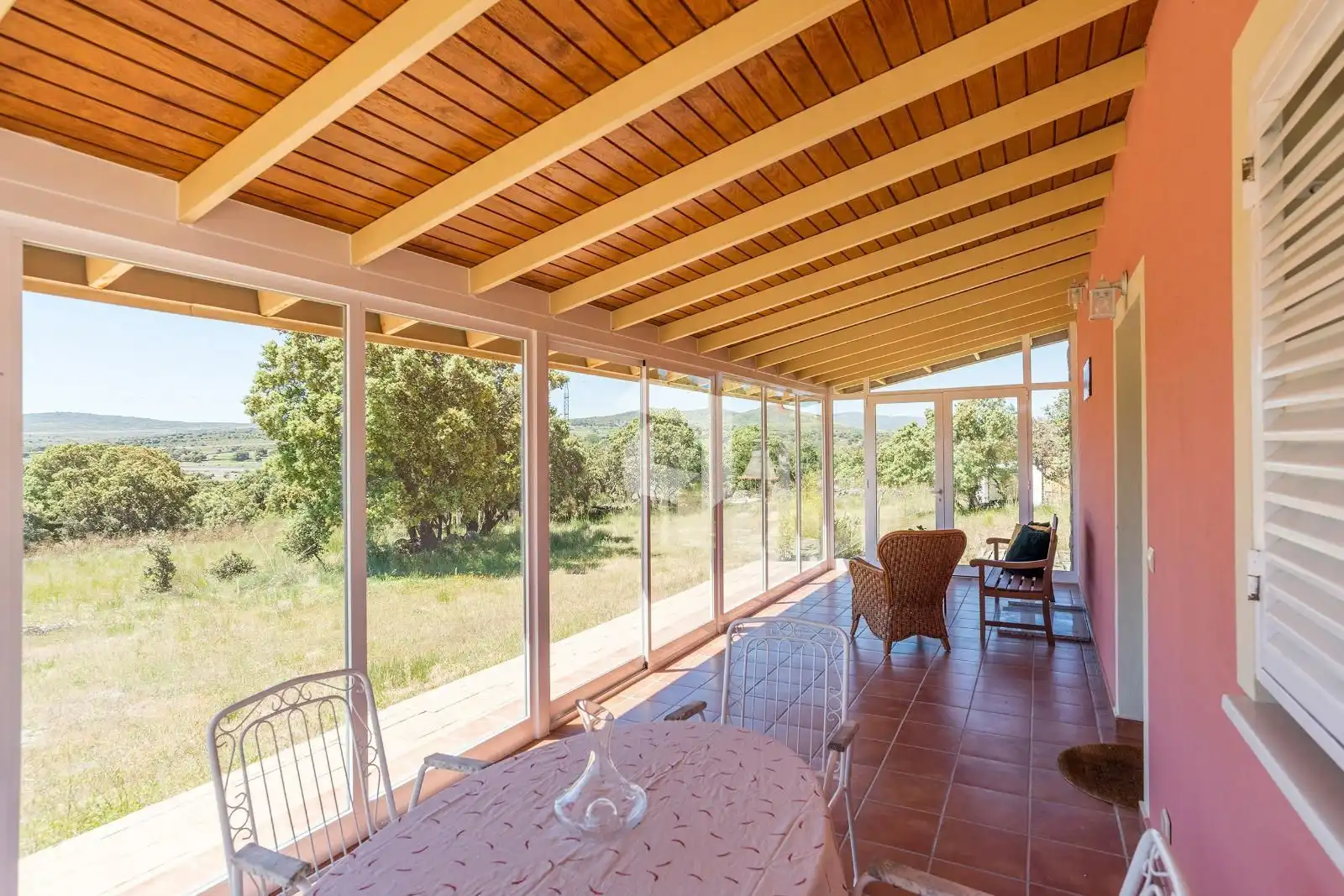 Terrasse von Haus oder Chalet zum Verkauf in Población de Arroyo mit Heizung, Terrasse und Möbliert