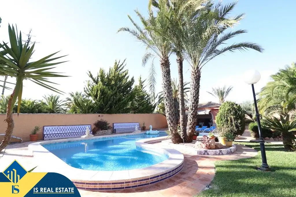 Villa avec piscine à vendre à Zona Carrefour - Urbanizaciones, imagen 3