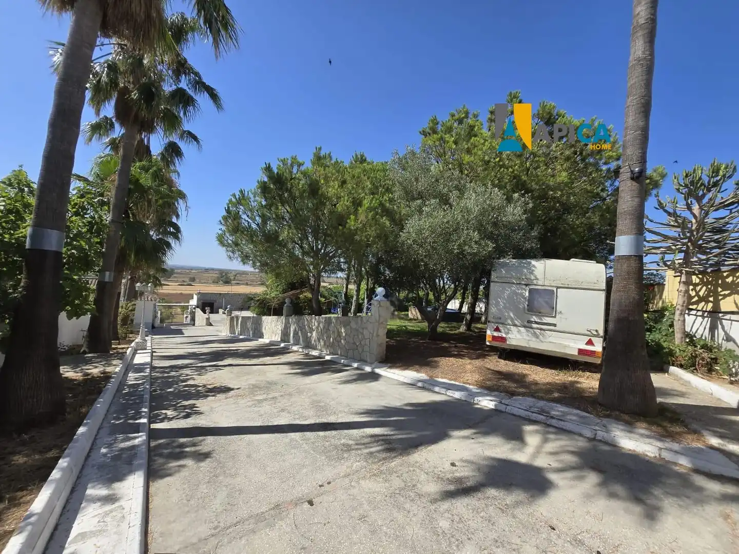 Vista exterior de Casa o chalet en venta en Chiclana de la Frontera con Piscina
