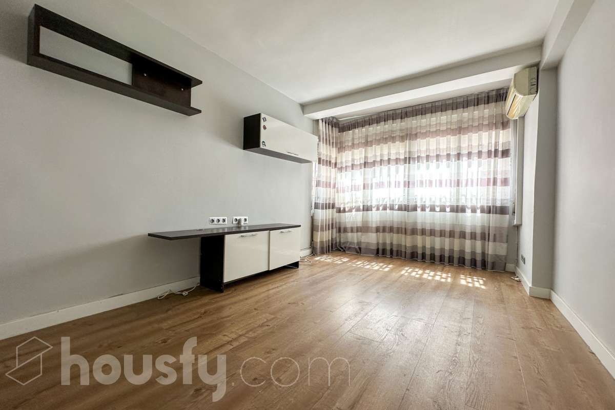 Flat for sale in Cl. San Mariano, Canillejas