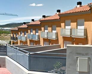 Vista exterior de Casa adosada en venda en Cabanes amb Jardí privat, Terrassa i Balcó