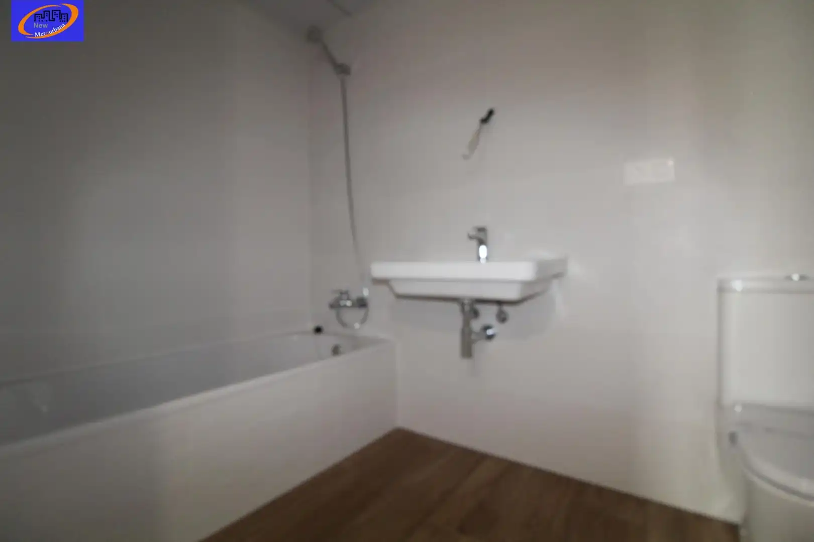 Badezimmer von Wohnung zur Miete in Quart de Poblet mit Parkett, Terrasse und Abstellraum
