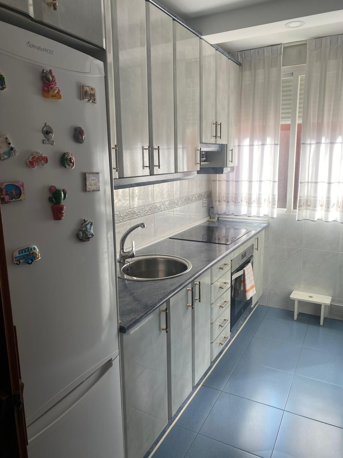 Kitchen of Flat for sale in Getafe  with Air Conditioner, Heating and Parquet flooring