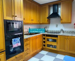 Kitchen of Flat to rent in  Granada Capital  with Air Conditioner