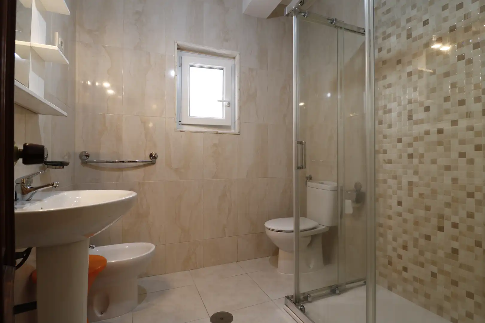 Bathroom of Houses for sale in Carnota  with Private garden, Terrace and Furnished