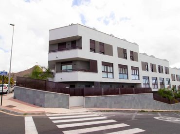 Appartamento con ascensore in vendita a Calle Albariza 7