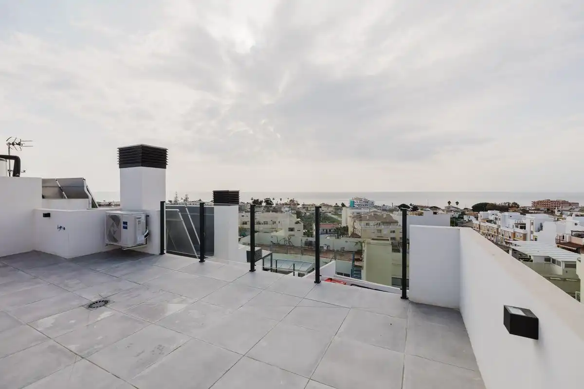 Terrasse von Dachboden zum Verkauf in Rincón de la Victoria mit Klimaanlage, Heizung und Terrasse