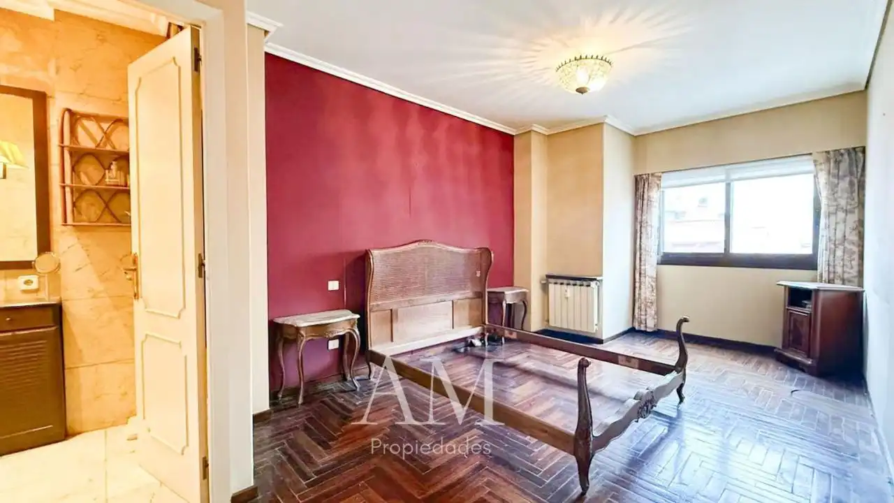 Bedroom of Flat for sale in Vigo   with Heating and Storage room