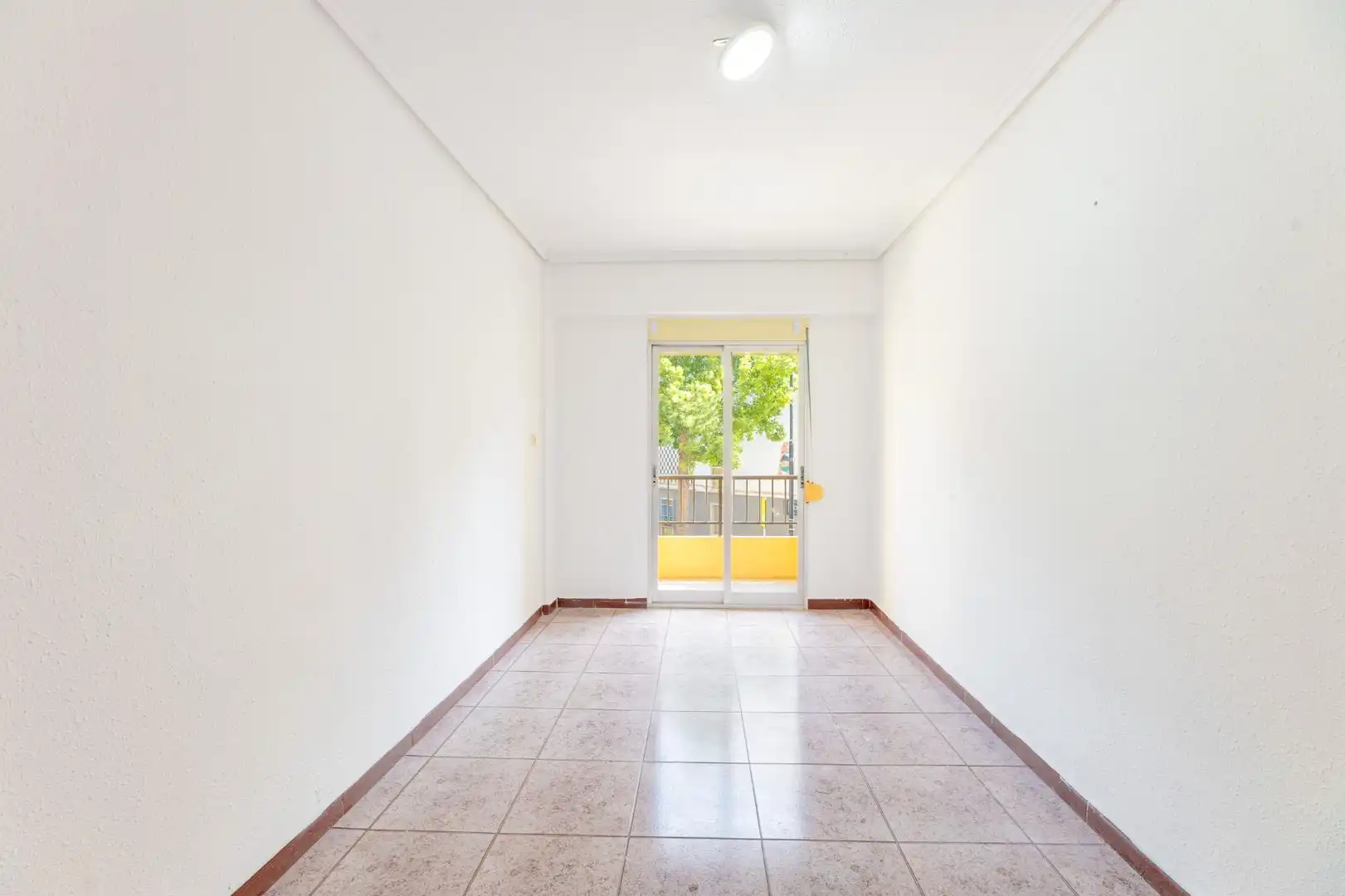 Flat for sale in Alboraya  with Air Conditioner and Alarm