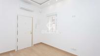 Bedroom of Flat for sale in  Madrid Capital