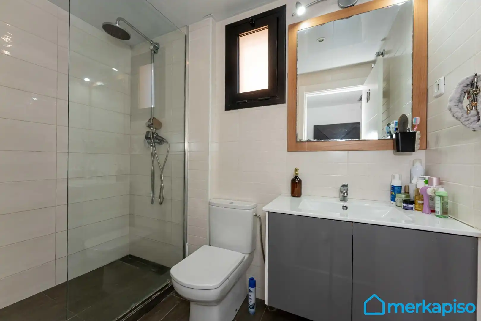 Bathroom of Flat for sale in Castelldefels  with Air Conditioner, Heating and Balcony