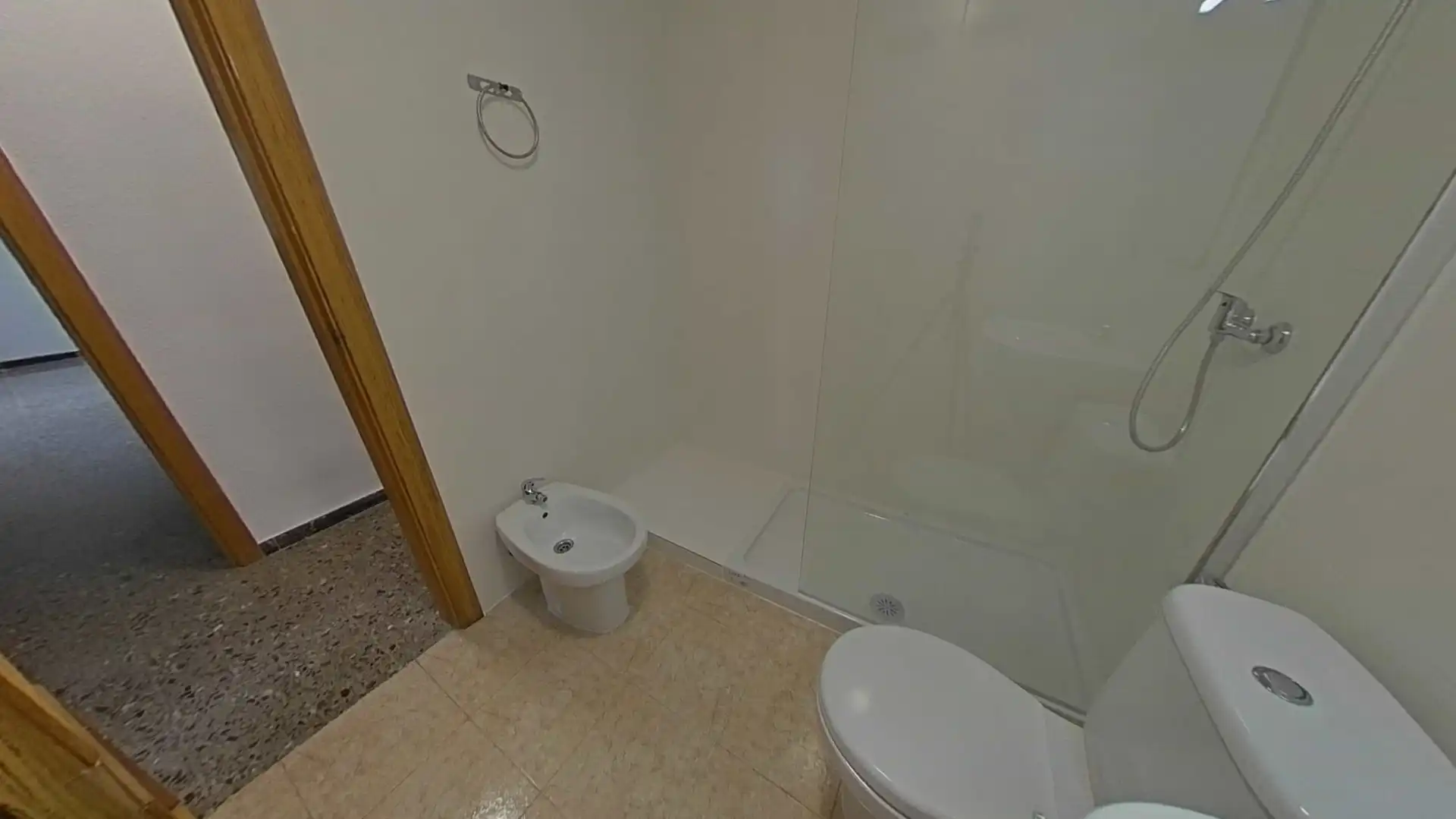 Bany de Pis en venda en Alicante / Alacant