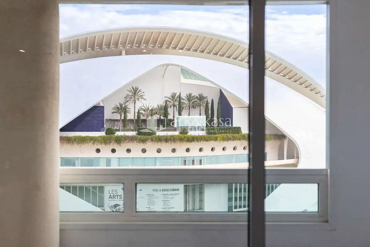 Außenansicht von Wohnung zum Verkauf in Valencia mit Klimaanlage, Abstellraum und Ofen