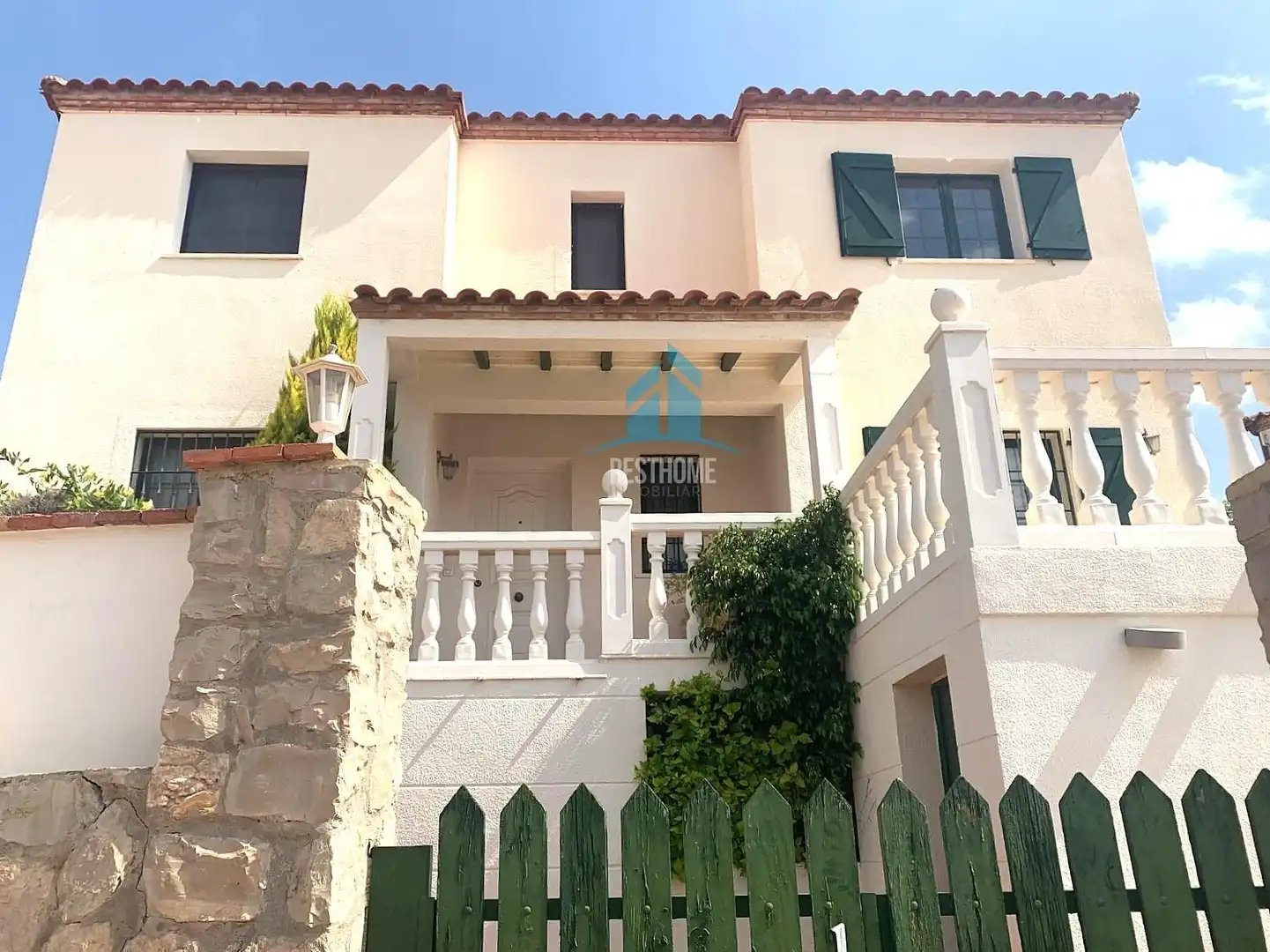 Exterior view of Houses for sale in Riba-roja de Túria  with Heating, Terrace and Storage room