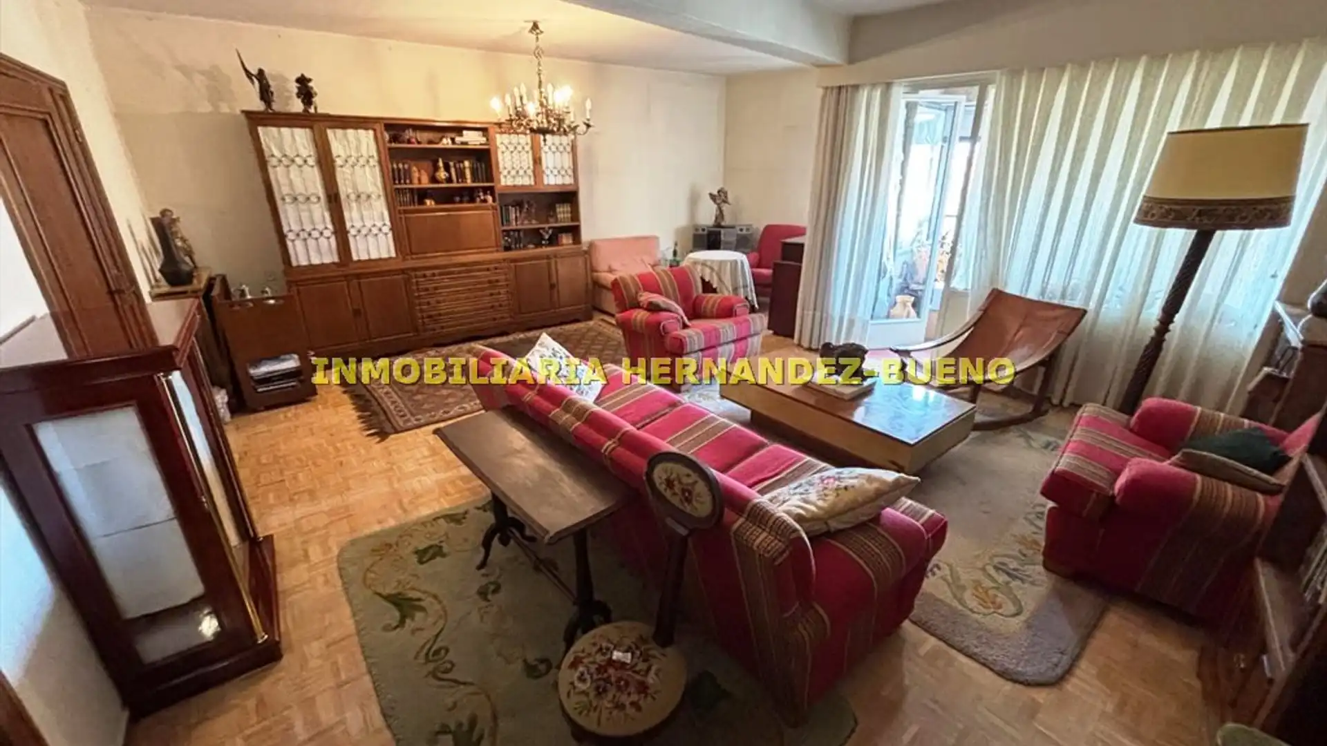 Sala de estar de Piso en venta en Salamanca Capital con Calefacción y Terraza