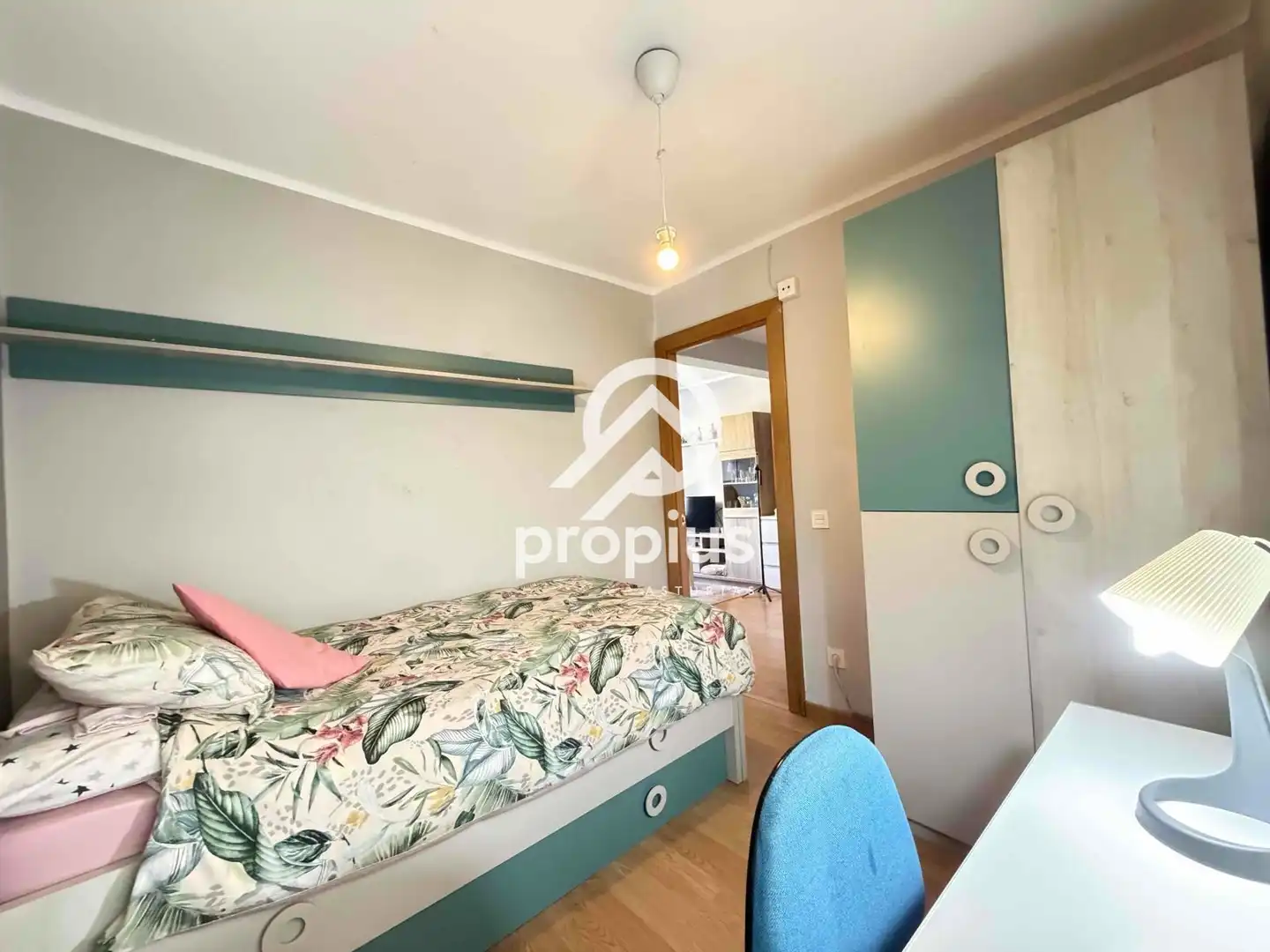 Schlafzimmer von Wohnung zum Verkauf in Oviedo  mit Heizung, Abstellraum und Möbliert
