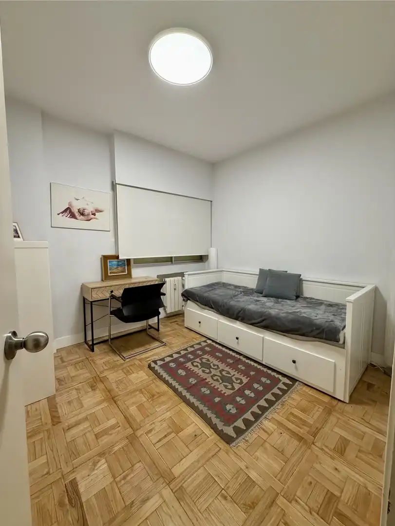 Dormitori de Pis en venda en Madrid amb Parquet, Traster i Piscina