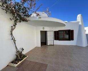 Exterior view of House or chalet for sale in Cuevas del Almanzora  with Terrace and Swimming Pool