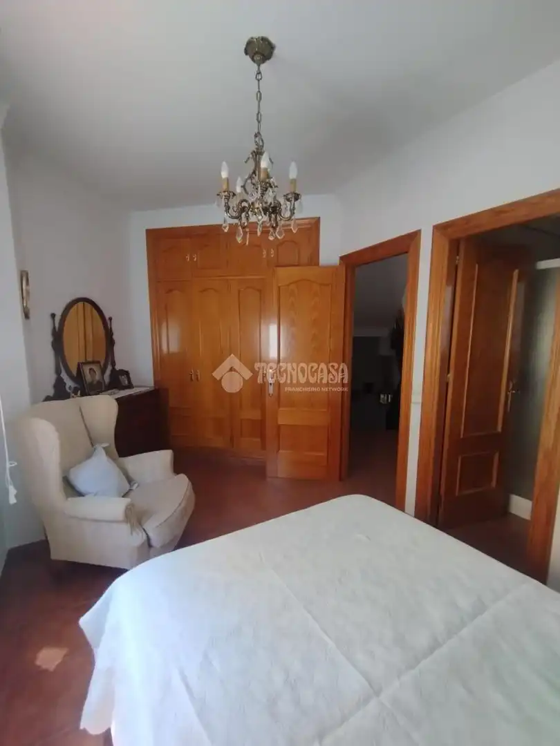 Schlafzimmer von Einfamilien-Reihenhaus zum Verkauf in Málaga mit Klimaanlage, Terrasse und Balkon