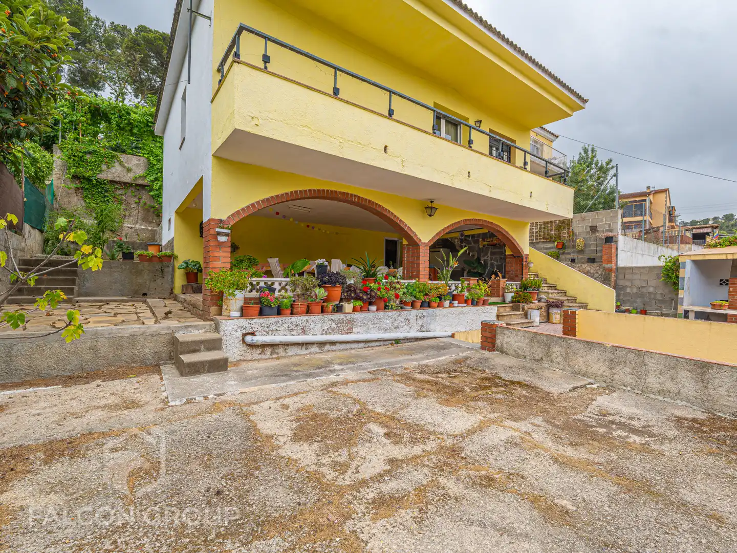Vista exterior de Casa o chalet en venta en Canyelles con Jardín privado, Terraza y Piscina