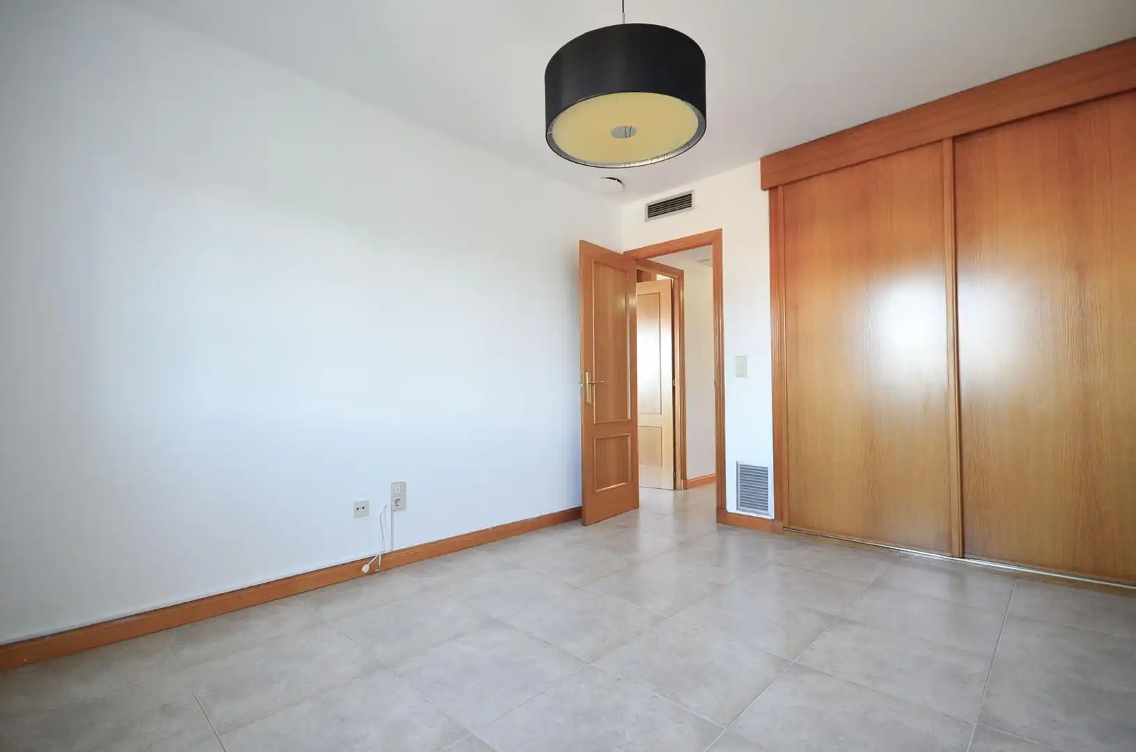 Bedroom of Detached homes for sale in Zaragoza