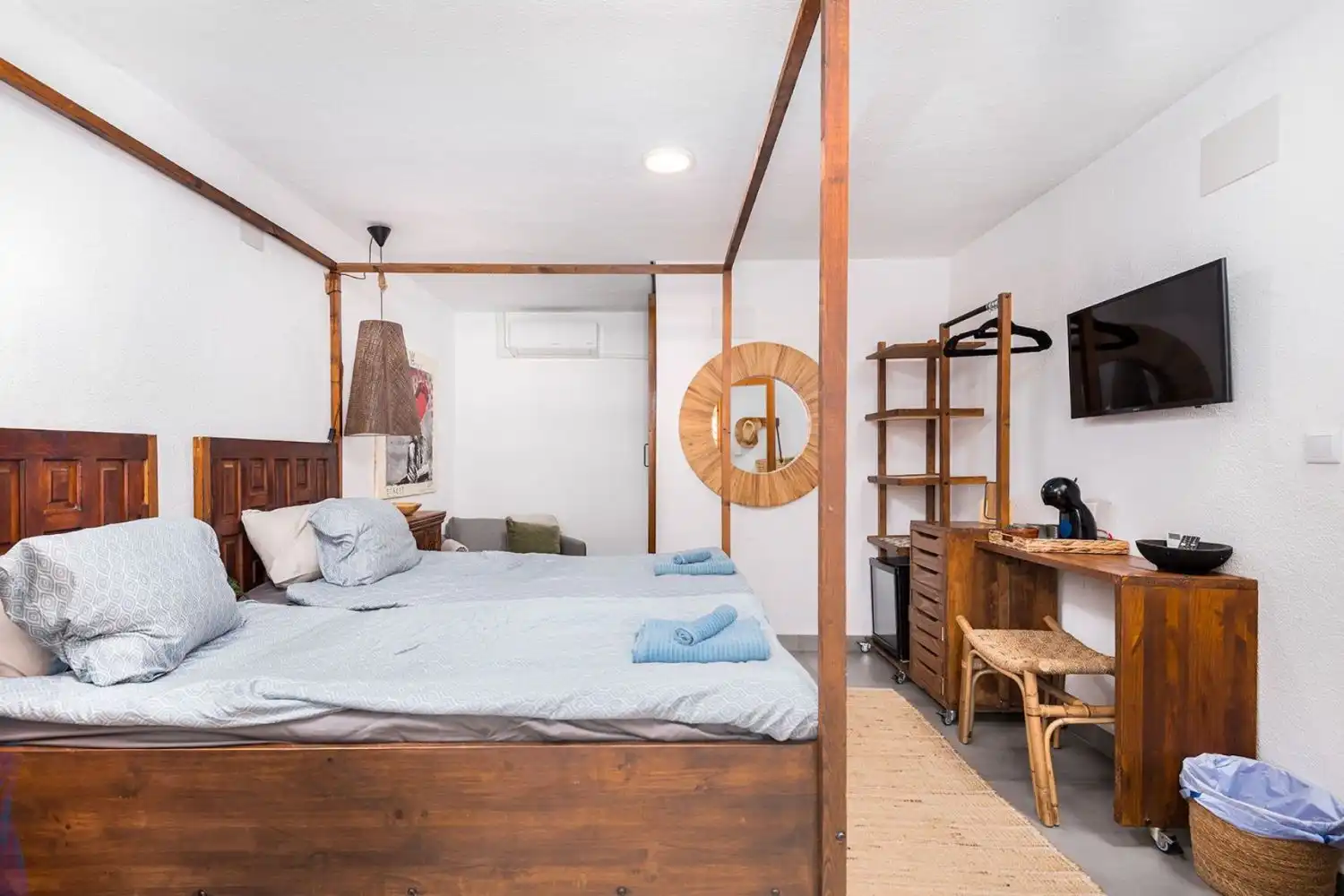 Habitación de Casa adosada en venta en Orihuela con Jardín privado, Terraza y Trastero