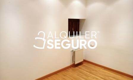 Foto 4 de Pis de lloguer a Cuchilleria , Casco Viejo, Vitoria - Gasteiz