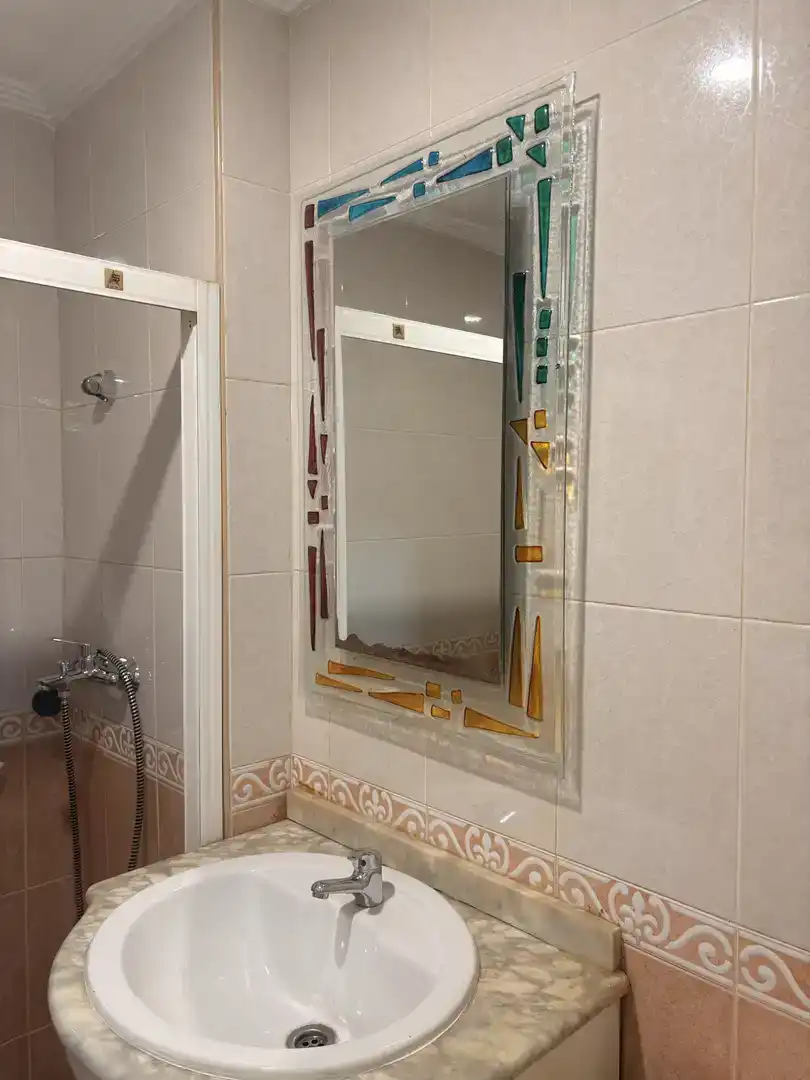 Badezimmer von Erdgeschoss zur Miete in Silla mit Klimaanlage, Abstellraum und Möbliert