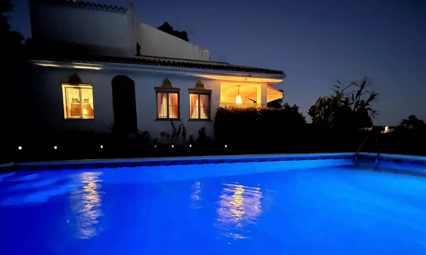 Swimming pool of Houses for sale in Fuengirola  with Air Conditioner, Private garden and Terrace