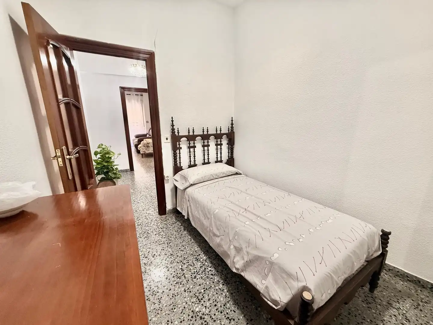 Dormitori de Apartament de lloguer en Alicante / Alacant amb Aire condicionat, Moblat i Balcó