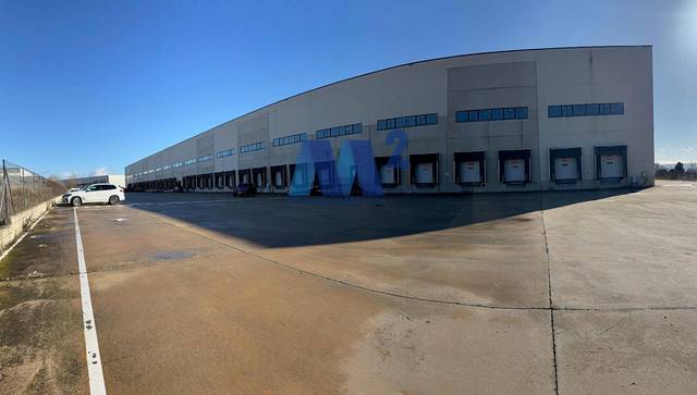 Nave industrial en Alquiler en Fontanar