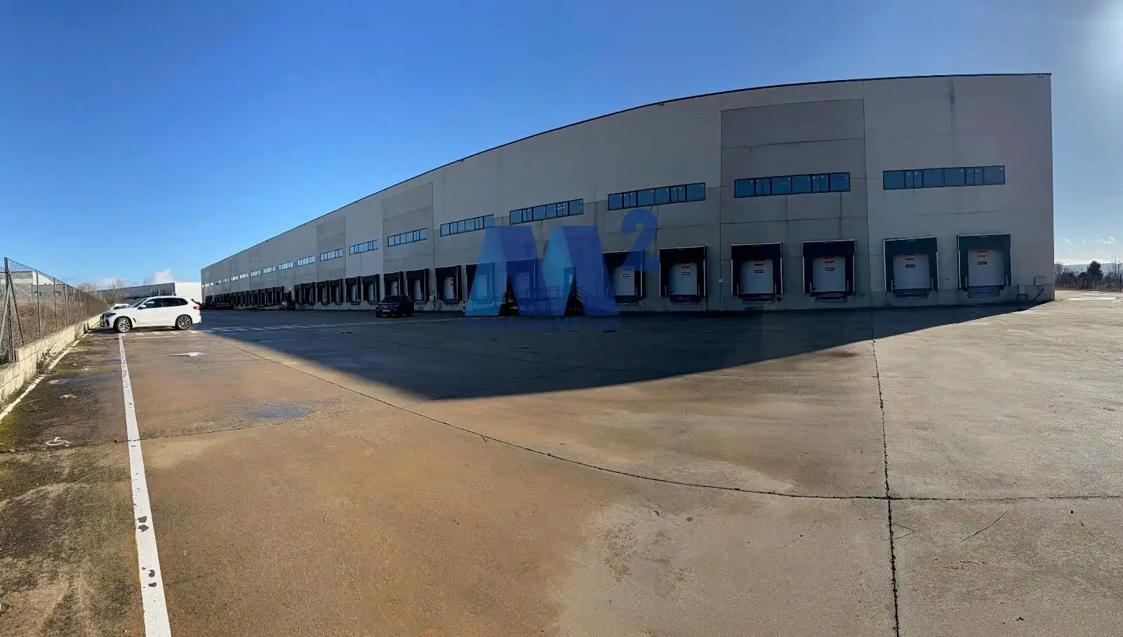 Vista exterior de Nave industrial de alquiler en Fontanar