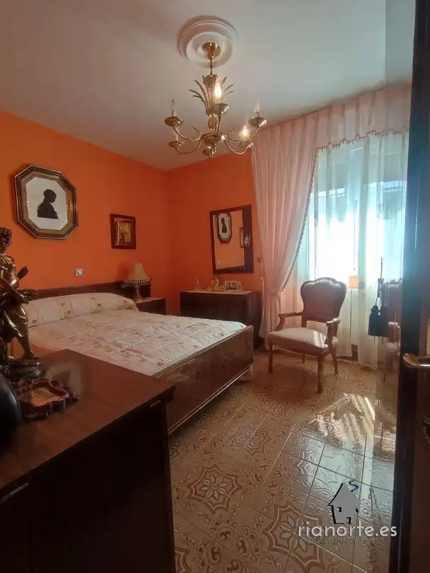Bedroom of Flat for sale in Langreo  with Heating, Storage room and Furnished