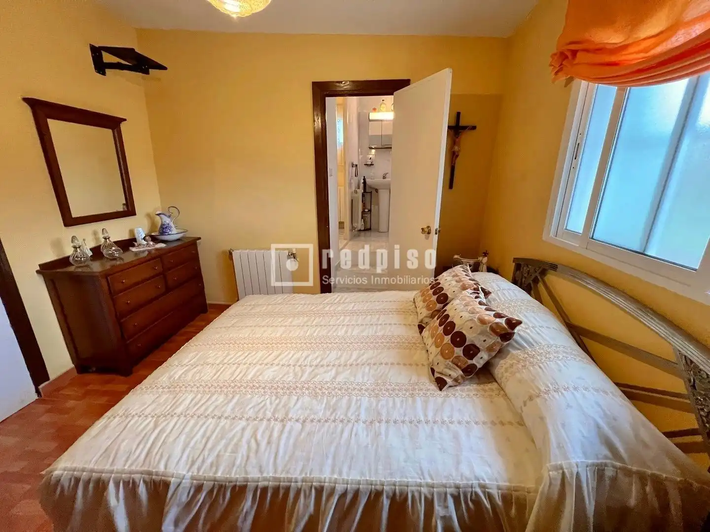Schlafzimmer von Haus oder Chalet zum Verkauf in Casabermeja mit Privatgarten, Terrasse und Abstellraum