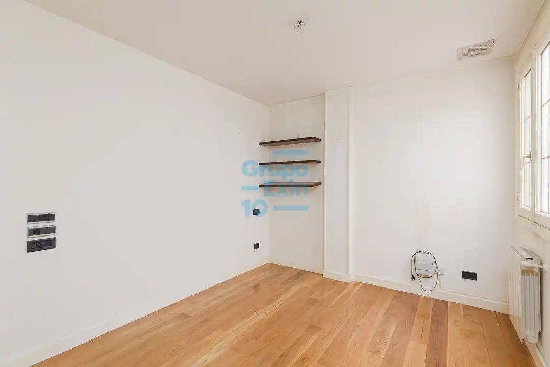 Ático en venta en Donostia - San Sebastián  con Calefacción, Terraza y Piscina
