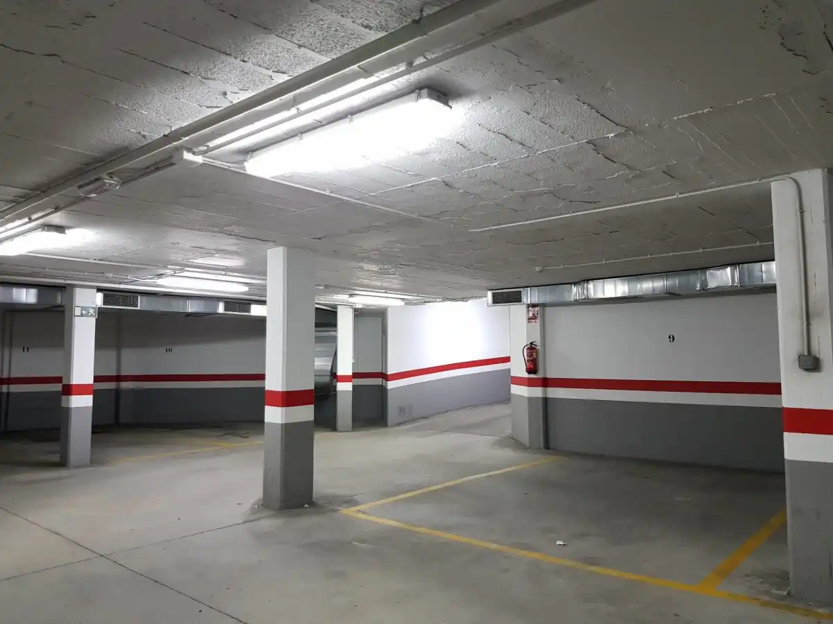 Einzelparkplatz zur Miete in Carral, imagen 5