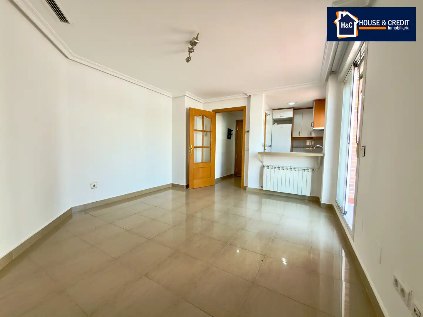 Sala de estar de Ático de alquiler en Madrid con Aire acondicionado, Calefacción y Terraza