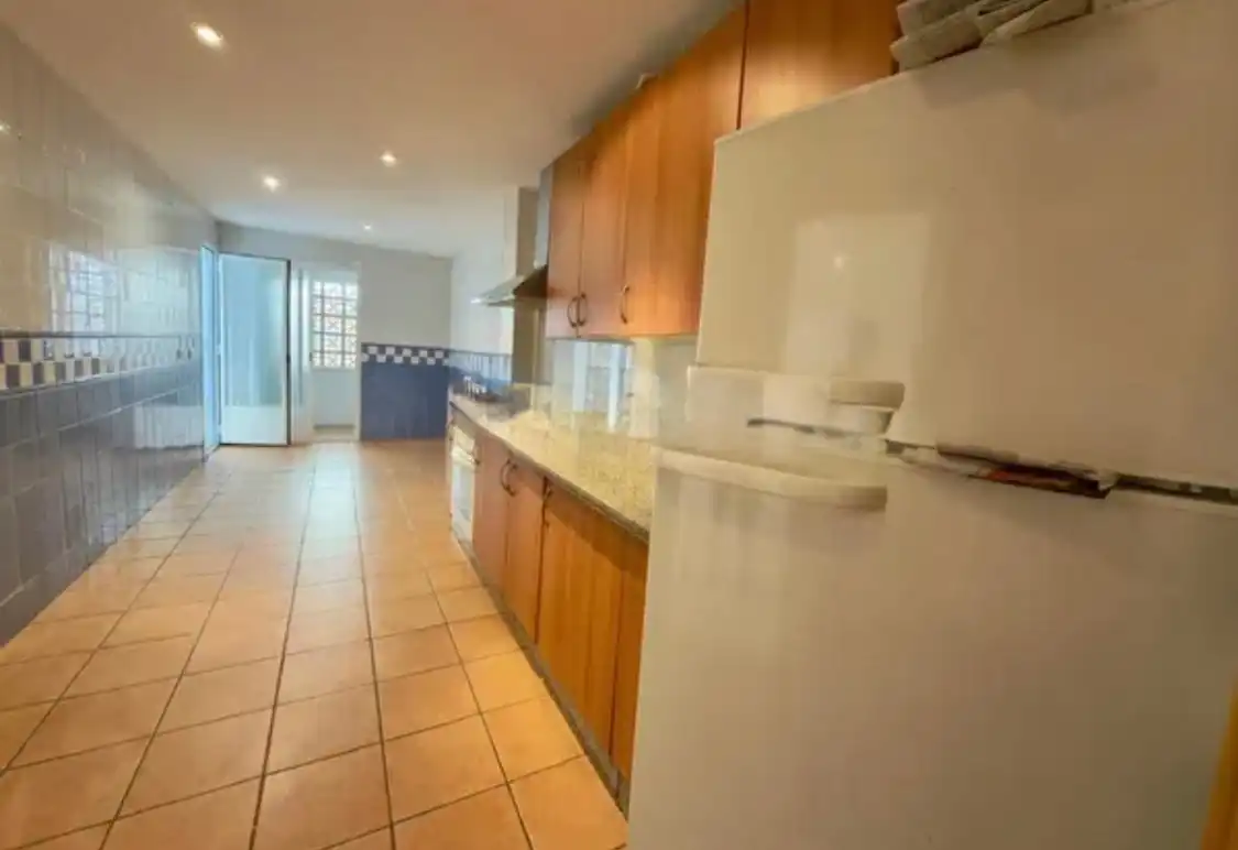 Cuina de Casa o xalet en venda en Badajoz amb Aire condicionat, Jardí privat i Terrassa