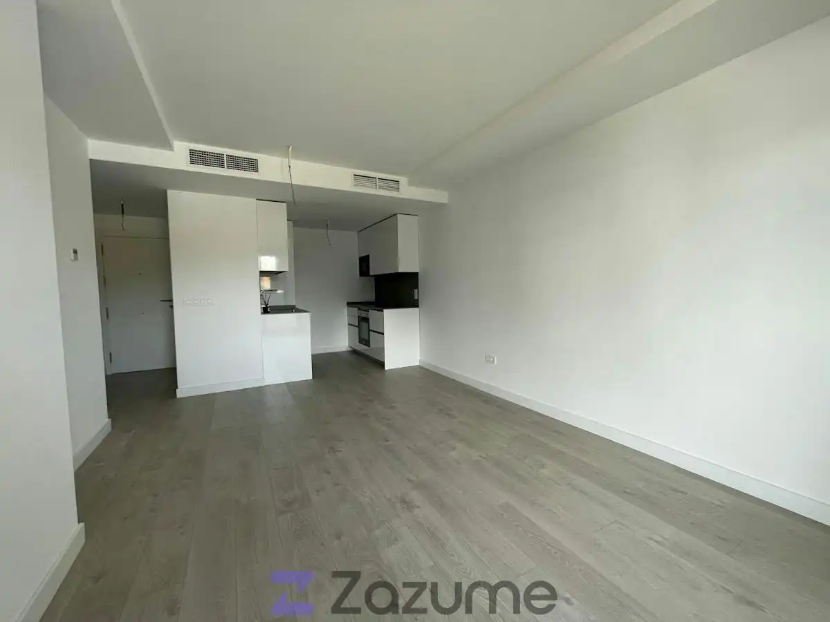 Piso con jardín en alquiler en Av. Rocio Jurado, imagen 3